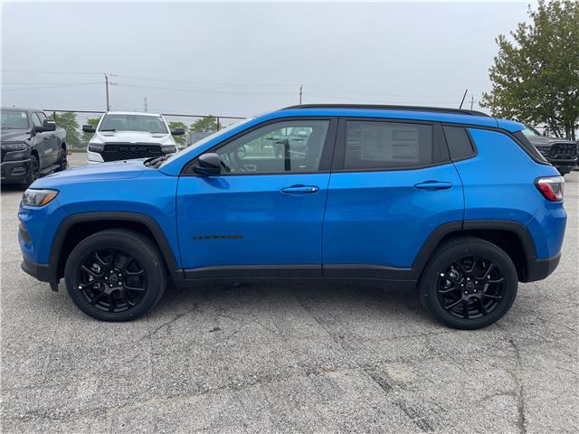 2026 Jeep Compass North (Stk: 105870) in St. Thomas - Image 2 of 19
