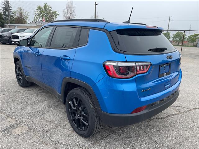 2026 Jeep Compass North (Stk: 105870) in St. Thomas - Image 3 of 19