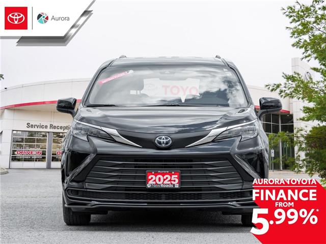 2025 Toyota Sienna LE 8-Passenger (Stk: 367601) in Aurora - Image 2 of 26