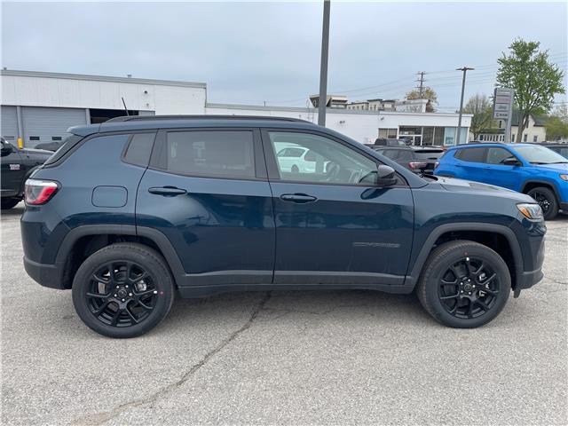 2026 Jeep Compass North (Stk: 106123) in St. Thomas - Image 6 of 18