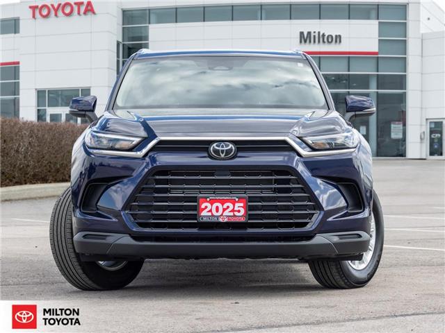 2025 Toyota Grand Highlander Hybrid XLE (Stk: 036415) in Milton - Image 2 of 27