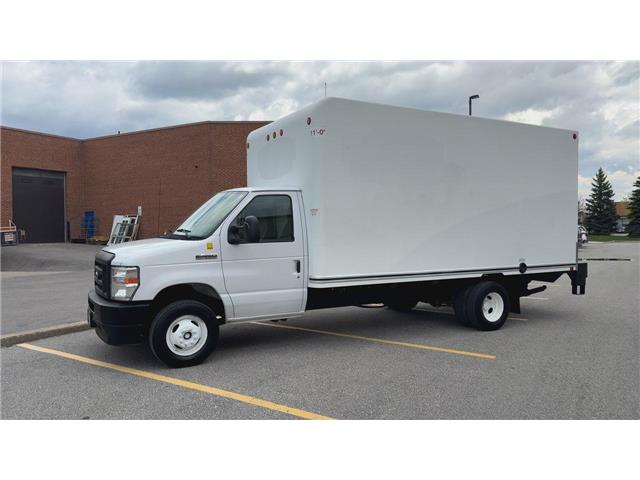 2019 Ford E-450 Cutaway  (Stk: NP8074) in Vaughan - Image 5 of 31