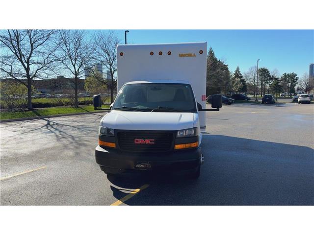 2019 GMC Savana Cutaway Work Van (Stk: NP5252) in Vaughan - Image 4 of 32