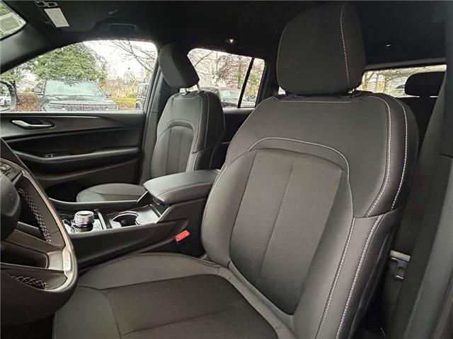 2026 Jeep Grand Cherokee Base (Stk: 26-0112) in Toronto - Image 7 of 18 2026 Jeep Grand Cherokee Base (Stk: 26-0112) in Toronto - Image 7 of 18