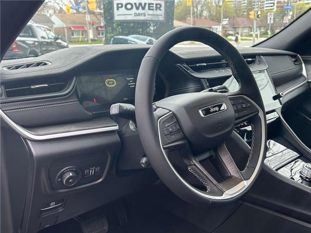 2026 Jeep Grand Cherokee Base (Stk: 26-0120) in Toronto - Image 6 of 16