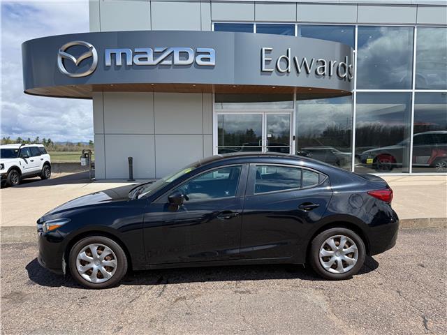 2018 Mazda Mazda3 GX (Stk: 24655) in Pembroke - Image 1 of 24