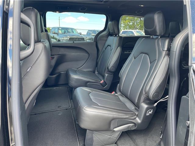 2027 Chrysler Pacifica Select (Stk: 106543) in St. Thomas - Image 12 of 19