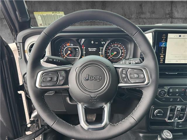2026 Jeep Wrangler Sahara (Stk: 26103) in Saint-Léonard - Image 10 of 18