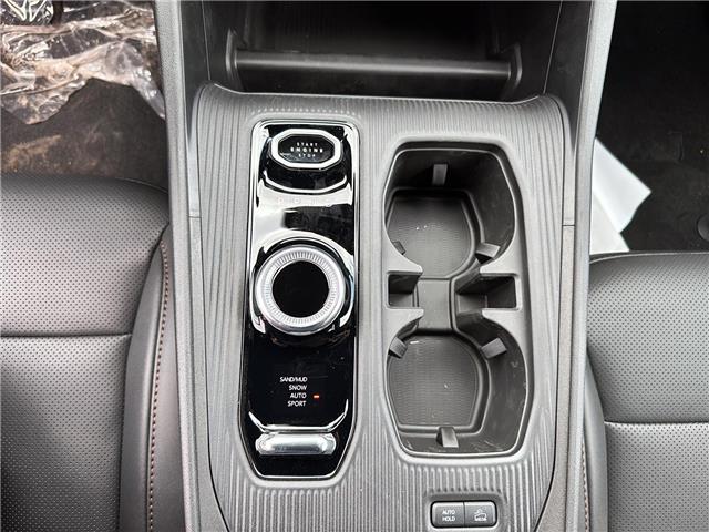 2026 Jeep Cherokee Laredo/Limited (Stk: 26082) in Saint-Léonard - Image 16 of 19