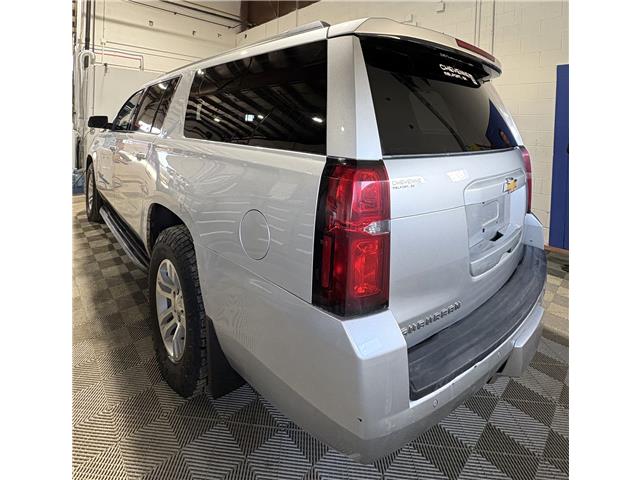 2020 Chevrolet Suburban LT (Stk: 26254A) in Melfort - Image 5 of 17 2020 Chevrolet Suburban LT (Stk: 26254A) in Melfort - Image 5 of 17