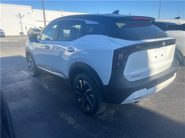 2026 Nissan Kicks SV (Stk: 26059) in Sarnia - Image 2 of 5