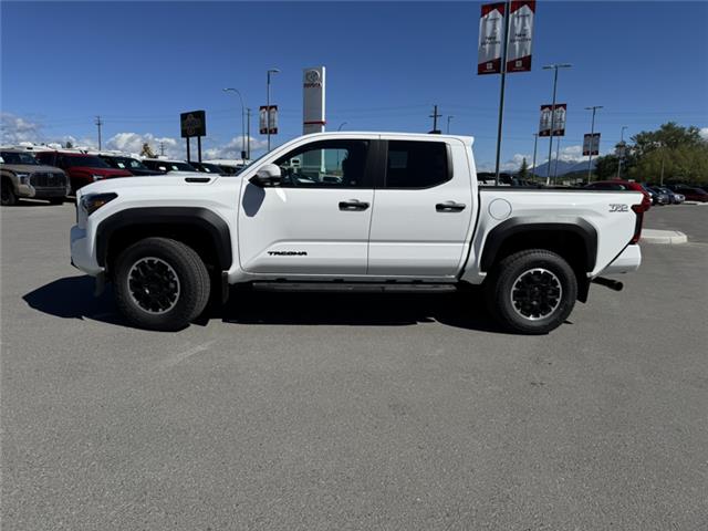 2026 Toyota Tacoma Hybrid Base (Stk: T064436) in Cranbrook - Image 2 of 20