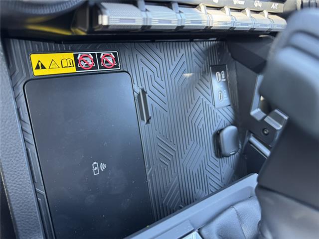 2026 Toyota Tacoma Hybrid Base (Stk: T064436) in Cranbrook - Image 13 of 20