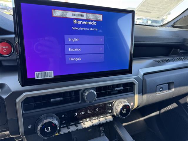 2026 Toyota Tacoma Hybrid Base (Stk: T064436) in Cranbrook - Image 15 of 20