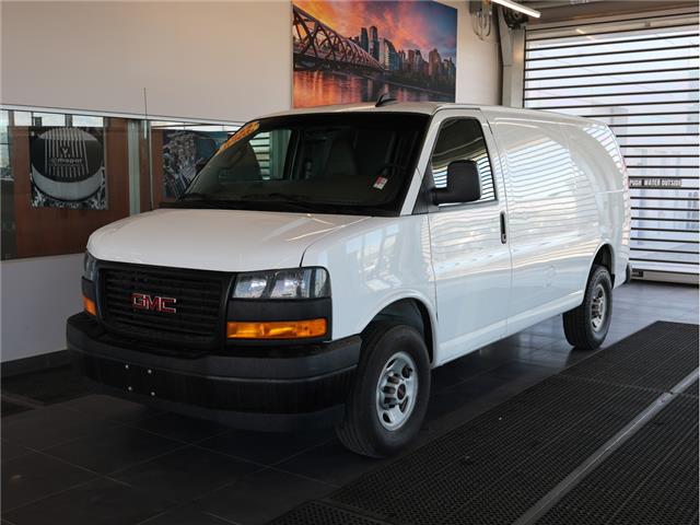 2024 GMC Savana 2500 Work Van (Stk: B20154) in Calgary - Image 1 of 15