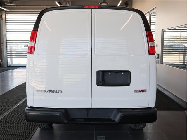 2024 GMC Savana 2500 Work Van (Stk: B20154) in Calgary - Image 6 of 15