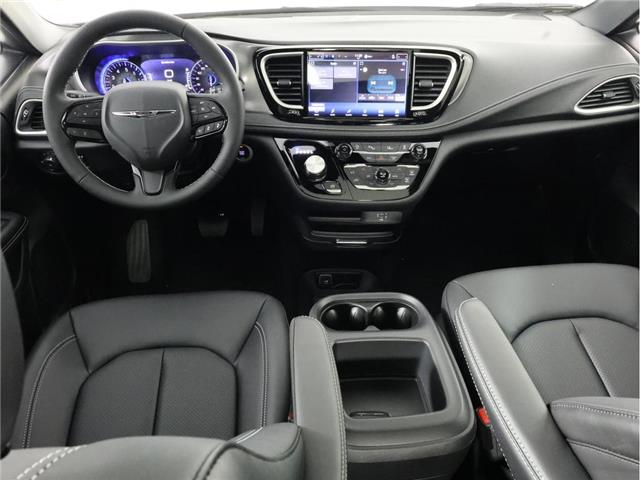 2026 Chrysler Pacifica Select (Stk: 26T199) in Calgary - Image 11 of 19