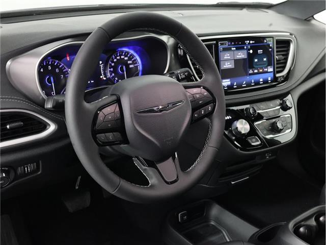 2026 Chrysler Pacifica Select (Stk: 26T199) in Calgary - Image 15 of 19