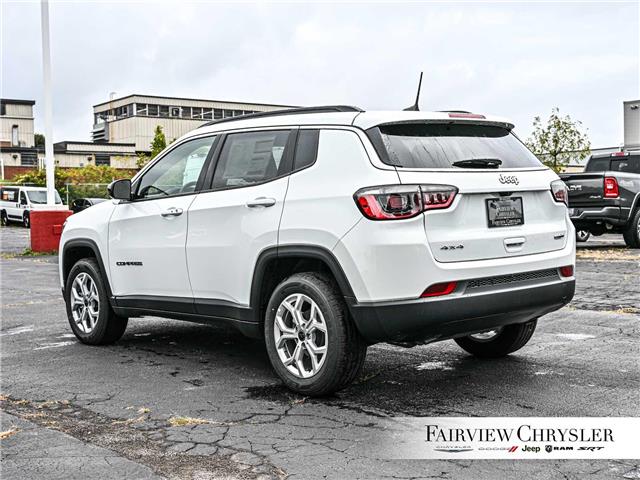 2026 Jeep Compass North (Stk: TT2471) in Burlington - Image 4 of 32 2026 Jeep Compass North (Stk: TT2471) in Burlington - Image 4 of 32