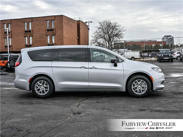 2026 Chrysler Grand Caravan SXT (Stk: TR2557) in Burlington - Image 12 of 33 2026 Chrysler Grand Caravan SXT (Stk: TR2557) in Burlington - Image 12 of 33
