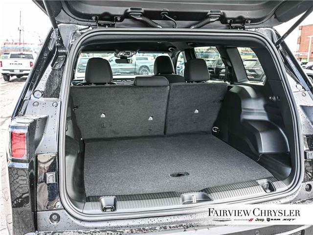 2026 Jeep Cherokee Laredo/Limited (Stk: TT2619) in Burlington - Image 6 of 32
