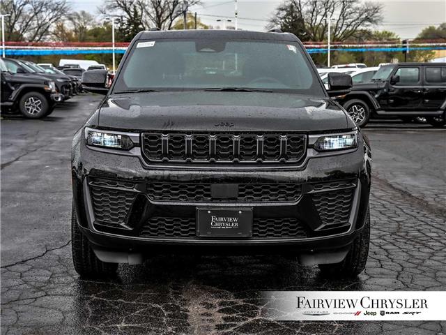 2026 Jeep Grand Cherokee Base (Stk: TC2587) in Burlington - Image 2 of 32