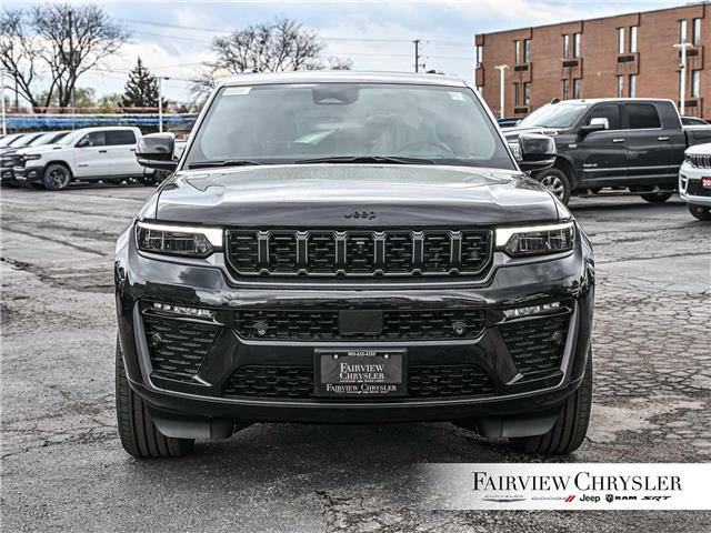 2026 Jeep Grand Cherokee Base (Stk: TC2722) in Burlington - Image 2 of 33