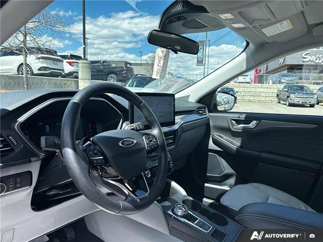2024 Ford Escape PHEV (Stk: AFLJ0H2786) in Hamilton - Image 10 of 19