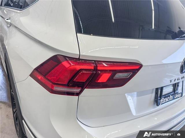2023 Volkswagen Tiguan Comfortline R-Line Black (Stk: 166342) in London - Image 11 of 26