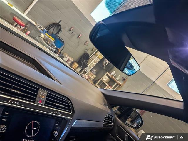 2023 Volkswagen Tiguan Comfortline R-Line Black (Stk: 166342) in London - Image 21 of 26