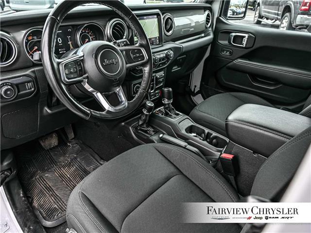 2023 Jeep Wrangler Sahara (Stk: U21507) in Burlington - Image 14 of 33