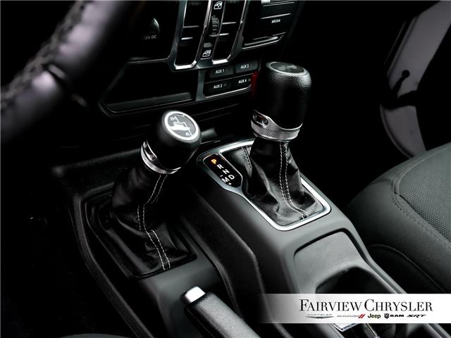 2023 Jeep Wrangler Sahara (Stk: U21507) in Burlington - Image 18 of 33