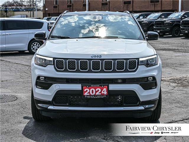 2024 Jeep Compass Limited (Stk: U21644) in Burlington - Image 2 of 32