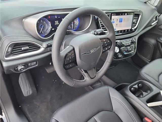 2026 Chrysler Pacifica Select (Stk: 260319) in Windsor - Image 12 of 24