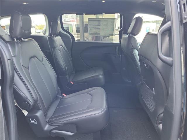 2026 Chrysler Pacifica Select (Stk: 260319) in Windsor - Image 21 of 24