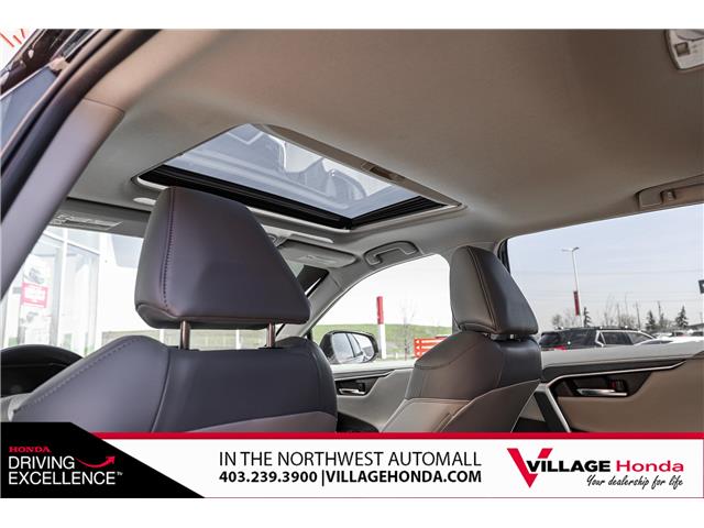 2019 Toyota RAV4 Limited (Stk: VR0537B) in Calgary - Image 32 of 34