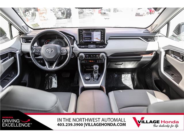 2019 Toyota RAV4 Limited (Stk: VR0537B) in Calgary - Image 14 of 34