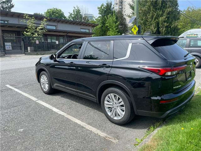 2024 Mitsubishi Outlander ES (Stk: 629608A) in North Vancouver - Image 3 of 14