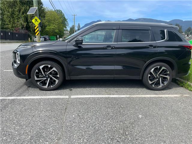 2023 Mitsubishi Outlander SEL (Stk: 618502A) in North Vancouver - Image 2 of 14