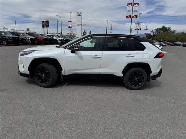 2024 Toyota RAV4 Hybrid XSE (Stk: W235706M) in Cranbrook - Image 2 of 20