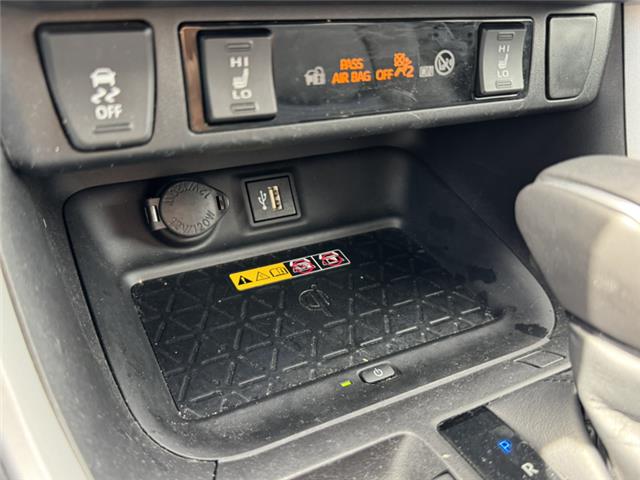 2024 Toyota RAV4 Hybrid XSE (Stk: W235706M) in Cranbrook - Image 15 of 20