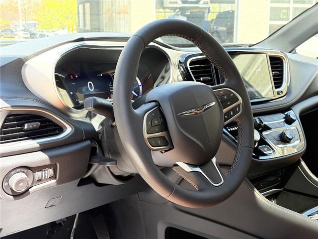 2024 Chrysler Pacifica Hybrid Pinnacle (Stk: 24-0101) in Toronto - Image 7 of 19