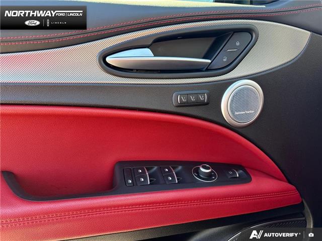 2021 Alfa Romeo Stelvio ti (Stk: P11773) in Brantford - Image 14 of 20