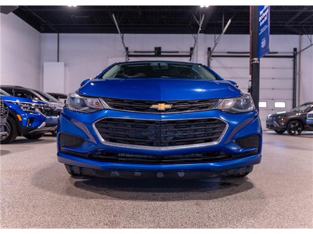 2017 Chevrolet Cruze LT Manual (Stk: R69274) in Calgary - Image 2 of 25