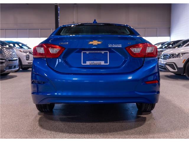 2017 Chevrolet Cruze LT Manual (Stk: R69274) in Calgary - Image 5 of 25