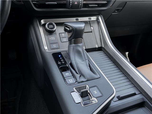 2024 Lexus GX 550 (Stk: 15105800A) in Richmond Hill - Image 21 of 32 2024 Lexus GX 550 (Stk: 15105800A) in Richmond Hill - Image 21 of 32