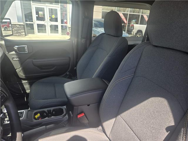 2025 Jeep Wrangler Sport (Stk: S337) in Miramichi - Image 10 of 12