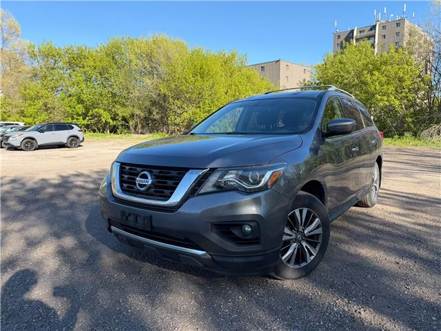 2018 Nissan Pathfinder SV Tech