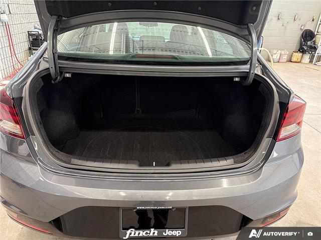 2019 Hyundai Elantra Luxury (Stk: 166397) in London - Image 13 of 26