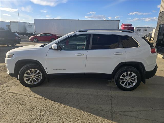 2019 Jeep Cherokee North in Saskatoon - Image 3 of 11